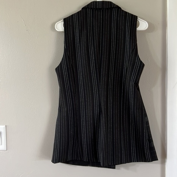 Liverpool of Los Angeles - Picture 2 of 9